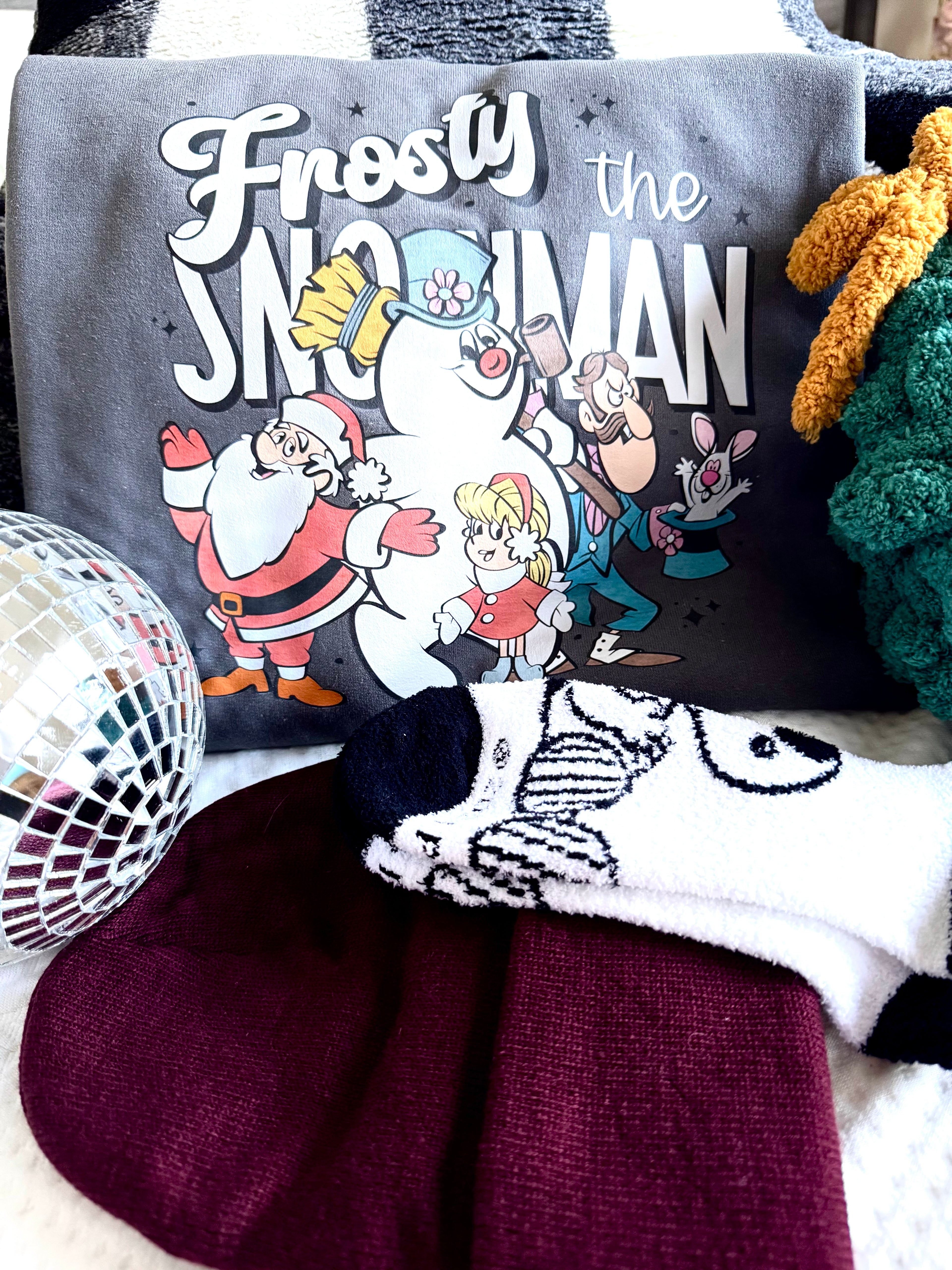 Frosty the snow man crewneck - dark grey / charcoal